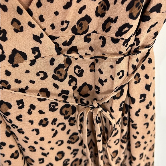 REFORMATION Feline Leopard Animal Print V-Neck Wrap Mini Dress Size XS - Picture 9 of 16